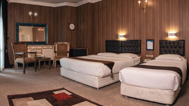 اتاق سه تخته 5 هتل بلور تهران